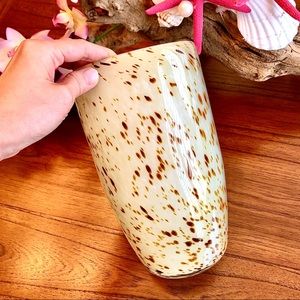 Beautiful Taiki Dotted Table Glass Vase